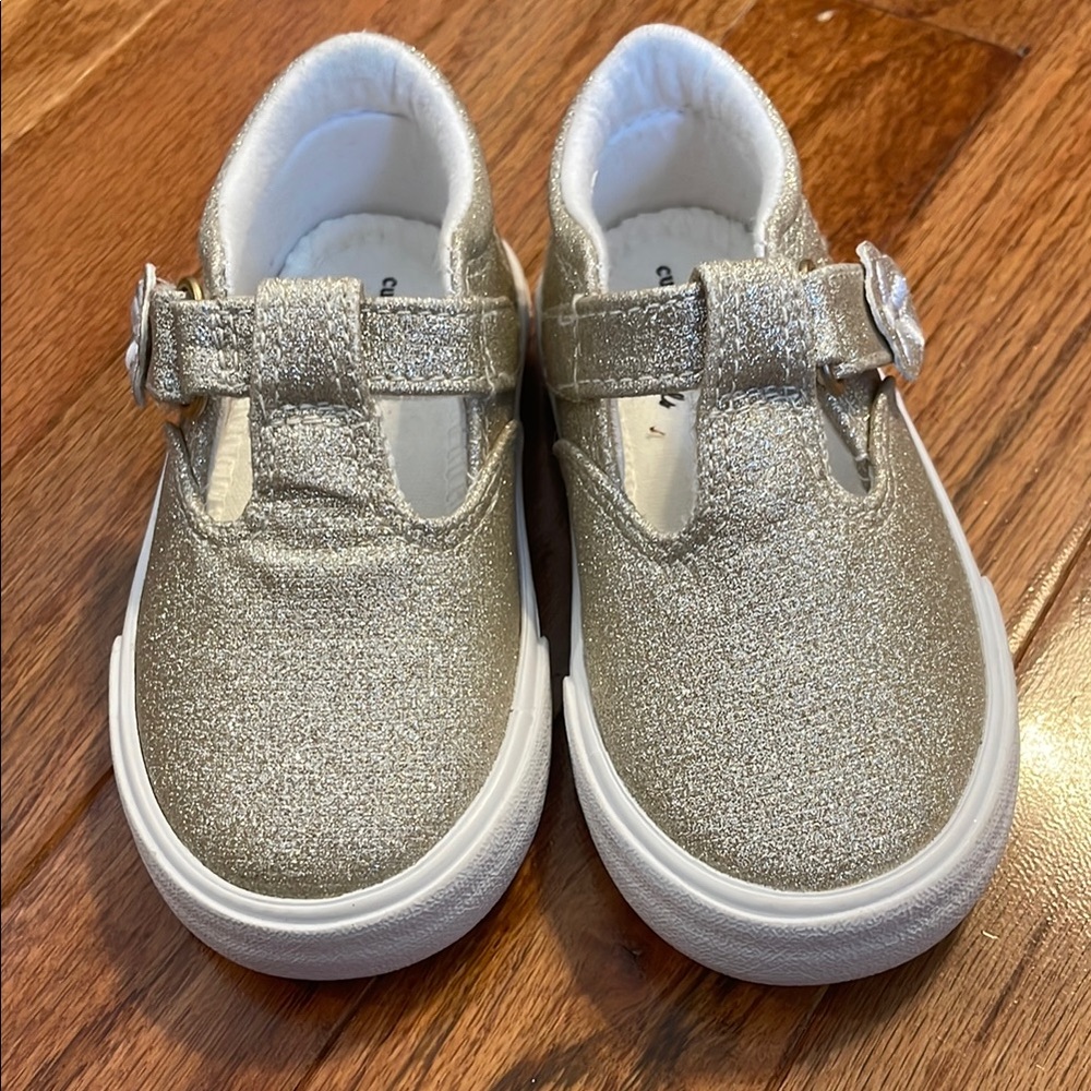 Baby Girls Gold Shoes Cupcakes and Cashmere Girly Preppy Baby Shoes - Picture 2 of 6